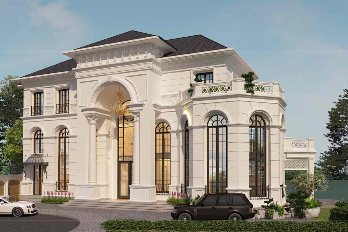 Biệt thự sang trọng với kiến trúc tân cổ điển, cửa sổ lớn và xe hơi đỗ phía trước, ánh nắng chiếu sáng.
