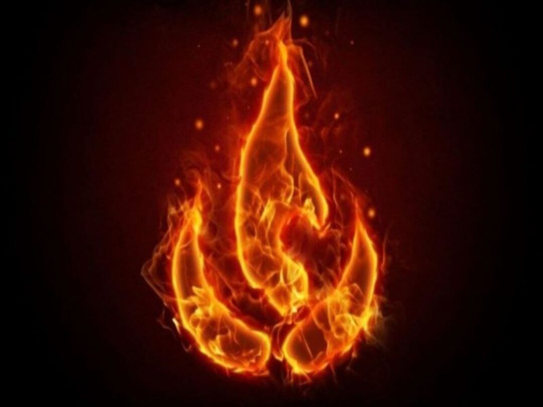 Biểu tượng ngọn lửa cháy sáng trong nền tối, tạo cảm giác ấm áp và mạnh mẽ.