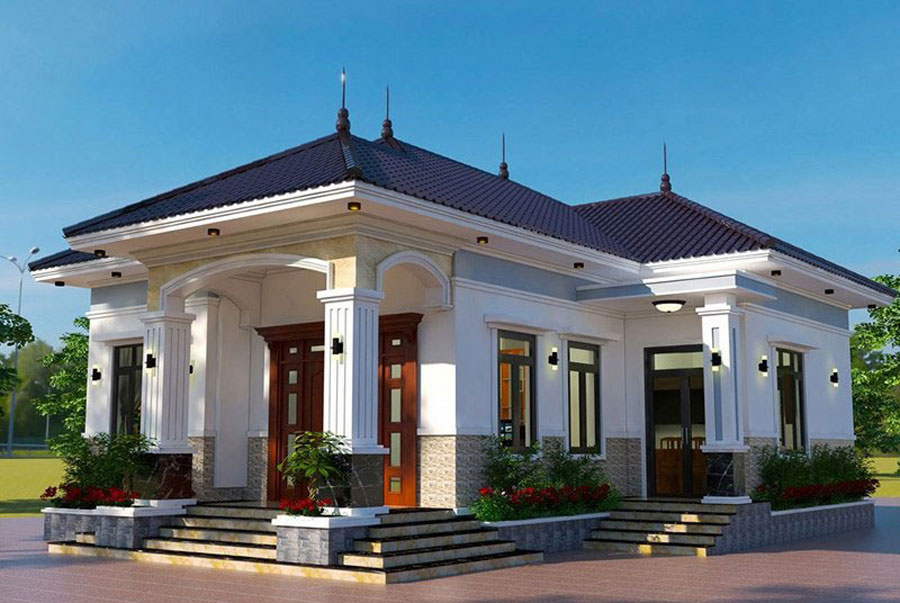 Nhà vườn cấp 4 hiện đại với mái ngói xanh và cửa gỗ, xung quanh là cây xanh và hoa, vào ngày nắng đẹp.