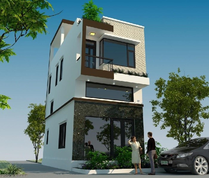 Nhà phố hiện đại ba tầng với kiến trúc độc đáo, nhiều cây cối xung quanh, có hai người đứng phía trước.