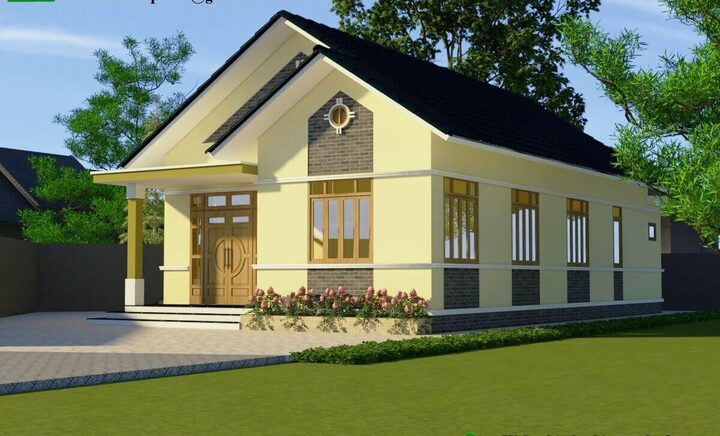 Nhà cấp 4 mái thái hiện đại cùng khu vườn cây xanh, màu sơn vàng nhạt. Phía trước có bậc thềm và cửa gỗ lớn.