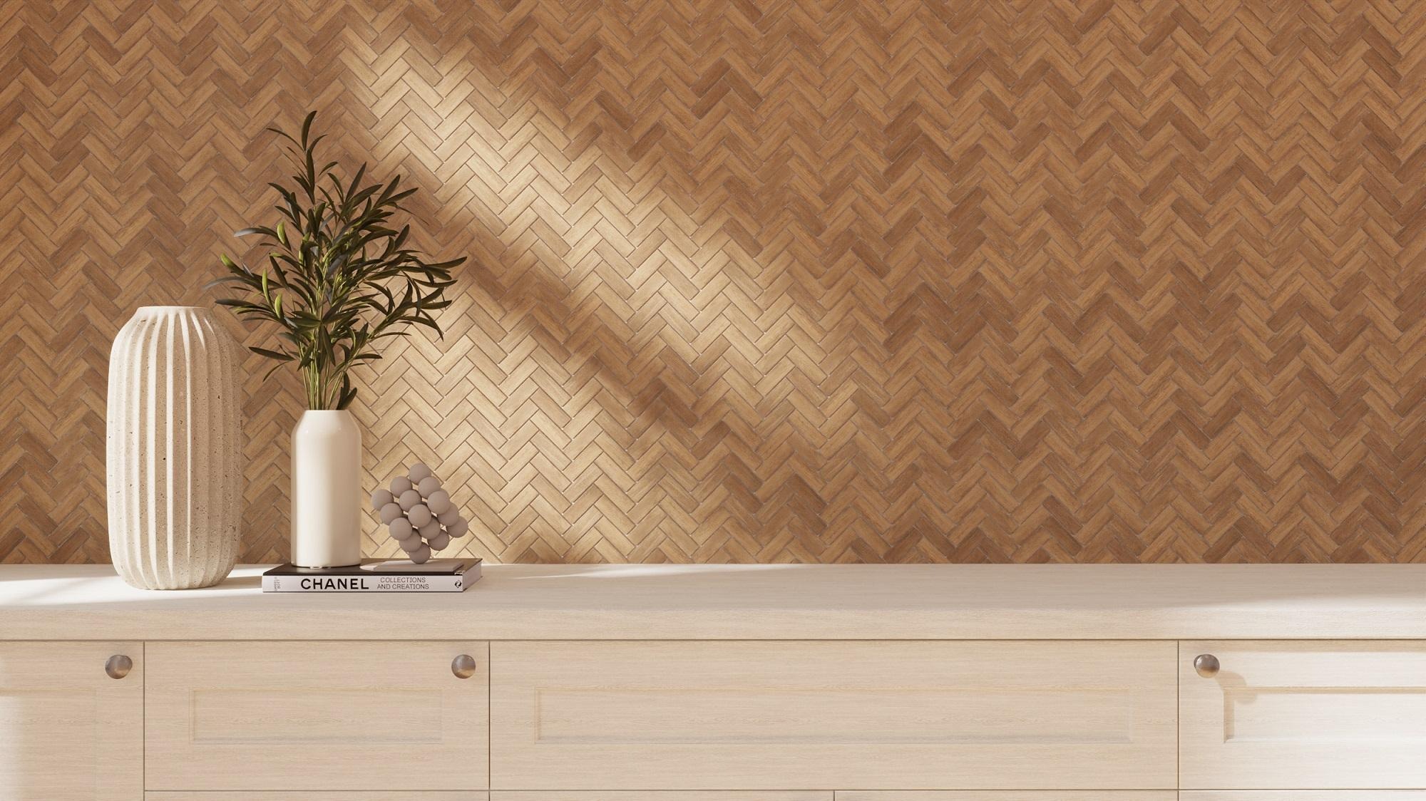 Kệ trang trí với chậu cây xanh và bình gốm, nền tường hoạ tiết vảy cá sang trọng.