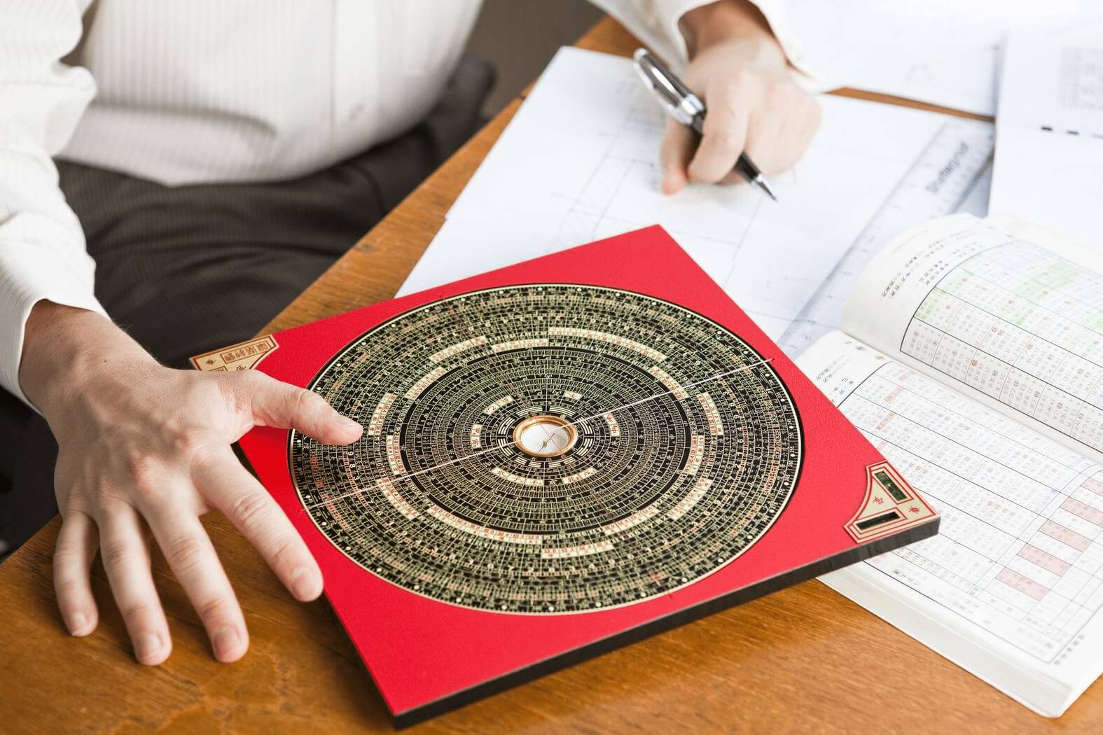 Chuyên gia phong thuỷ cung cấp giải pháp đề xuất