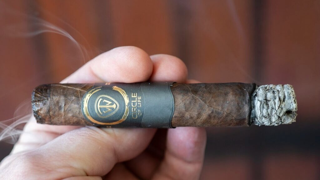 cong-hoa-dominica-dat-nuoc-noi-tieng-san-xuat-xi-ga-cropped CỘNG HÒA DOMINICA - đất nước nổi tiếng sản xuất xì gà