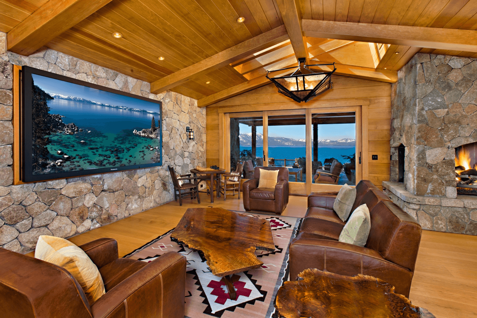 ellison-estate-200-trieu-usd-ben-trong