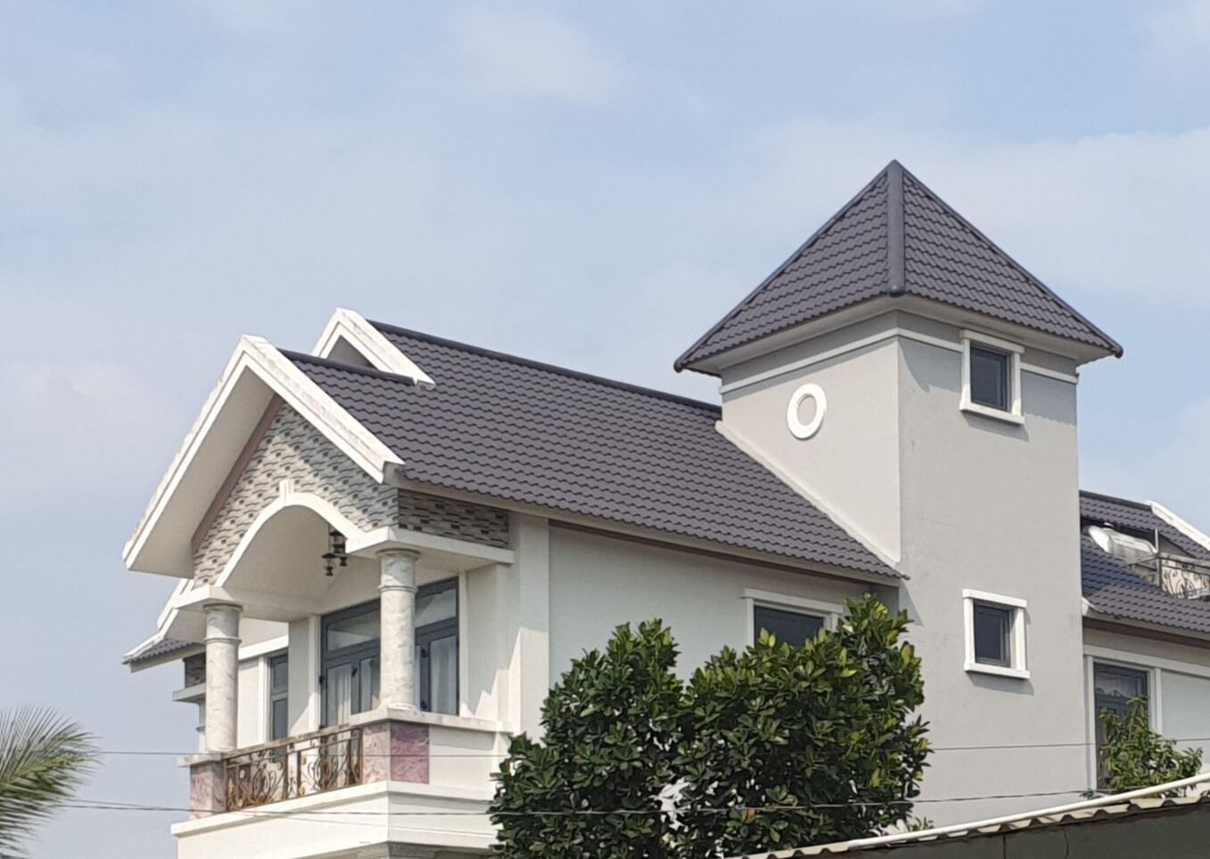 luu-y-do-doc-mai-nha-khi-xay-dung-nha-2-mai-giup-thu-hut-tai-loc Lưu ý độ dốc mái nhà khi xây dựng nhà 2 mái giúp thu hút tài lộc