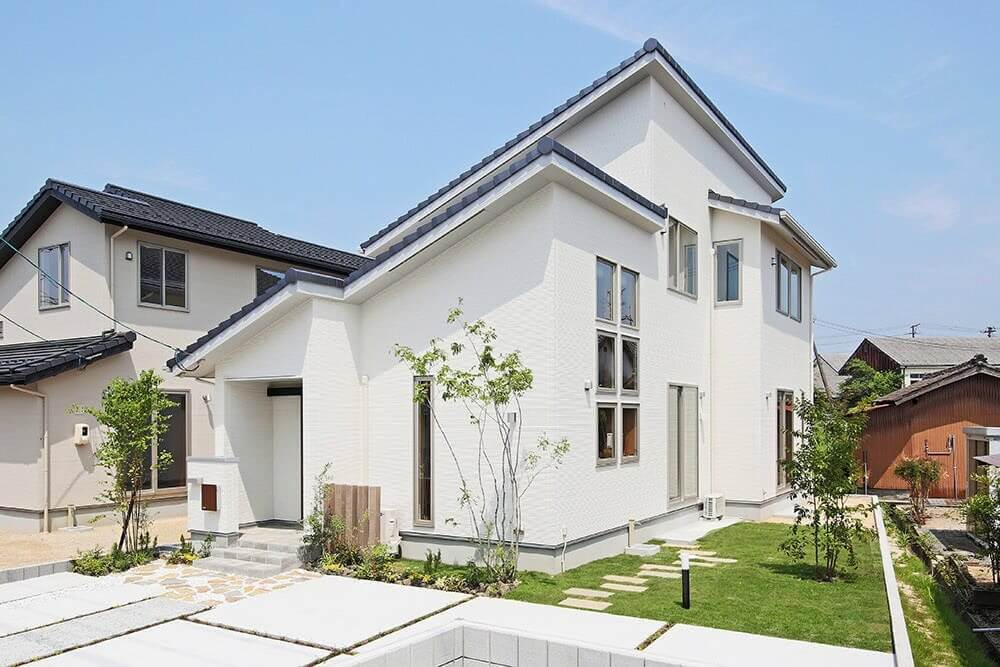 luu-y-tuong-bao-quanh-nha-2-mai Lưu ý tường bao quanh nhà 2 mái