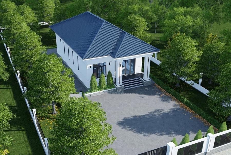 Nhà vườn mái thái hiện đại giữa khu vườn xanh tươi, chụp từ trên cao, tạo không gian sống thoáng đãng và yên bình.