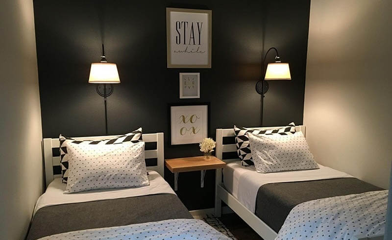 Mẫu thiết kế phòng ngủ 12m2 2 giường ngủ đẹp 4