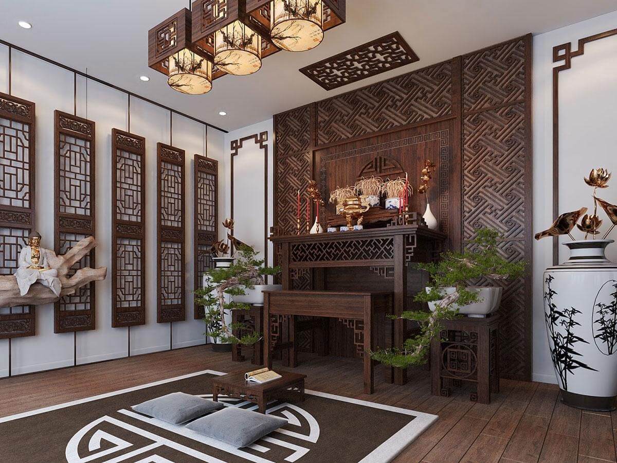Phong thờ trang trí nội thất gỗ sang trọng, với bàn thờ, bình hoa và đèn trần kiểu truyền thống.