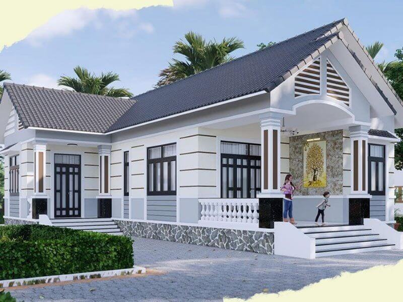 Nhà cấp 4 mái thái hiện đại với sân vườn, hai người trước cửa.