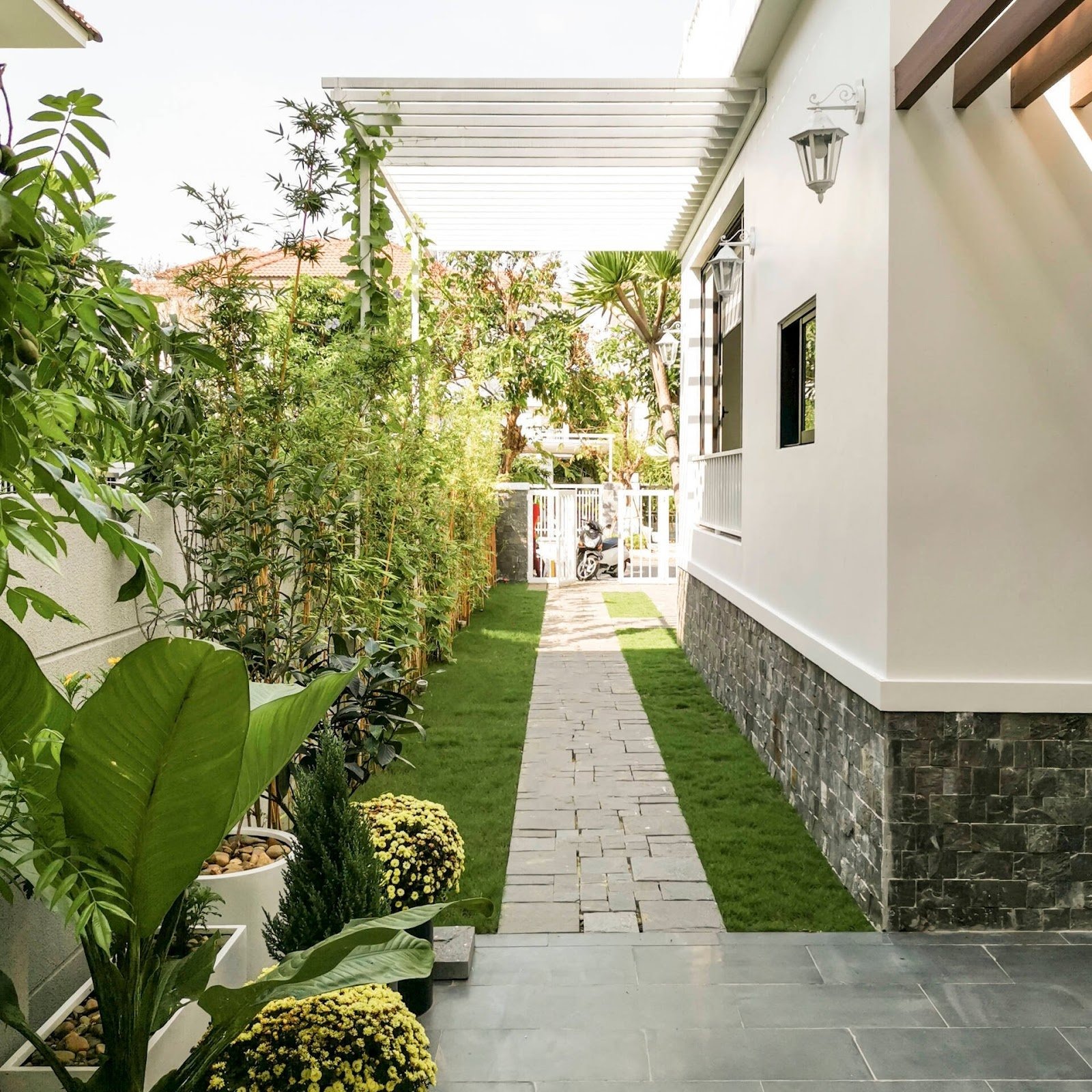 nhung-luu-y-khi-thiet-ke-loi-di-ben-hong-nha-4