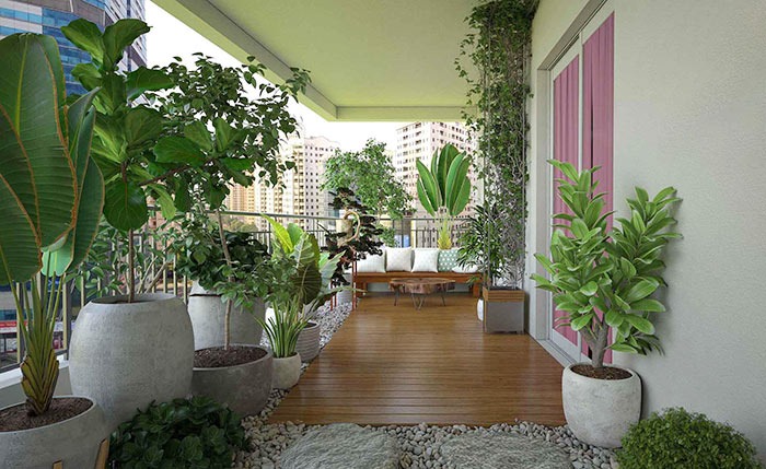 Ban công xanh mát với cây cối, ghế gỗ và tầm nhìn thành phố, tạo không gian thư giãn thoáng đãng.