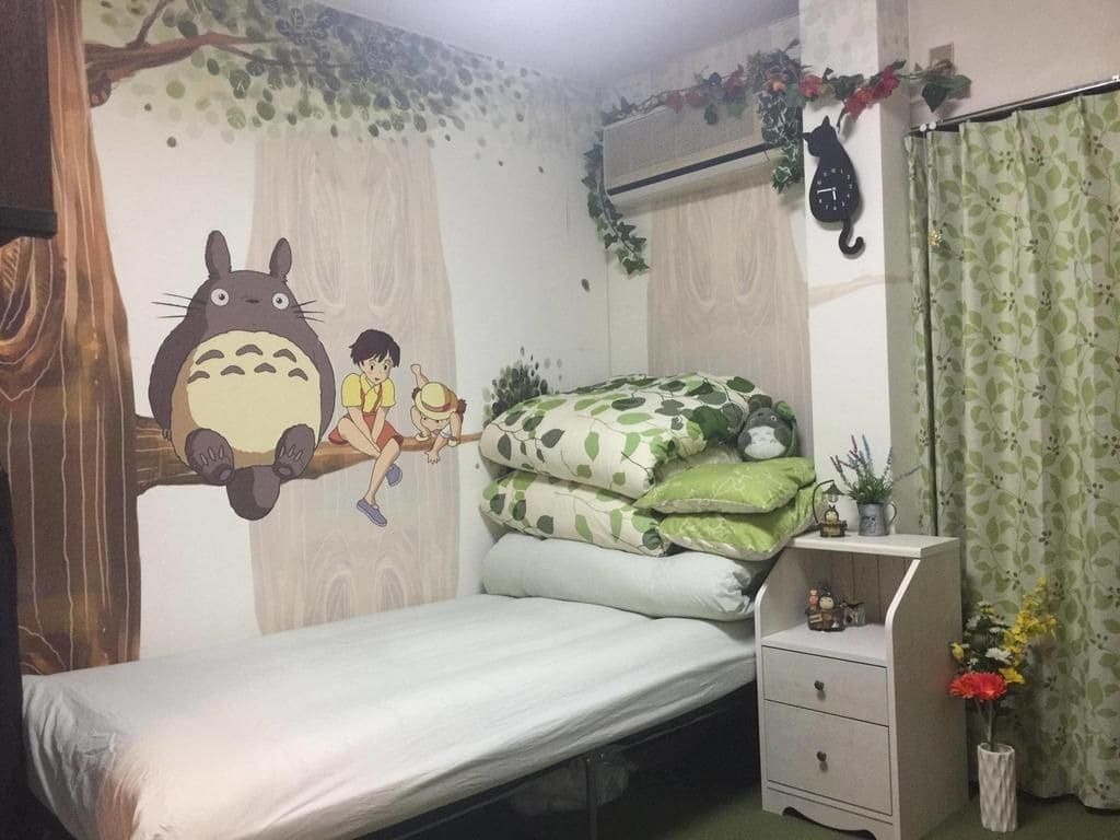 Trang trí phòng ngủ Anime Totoro