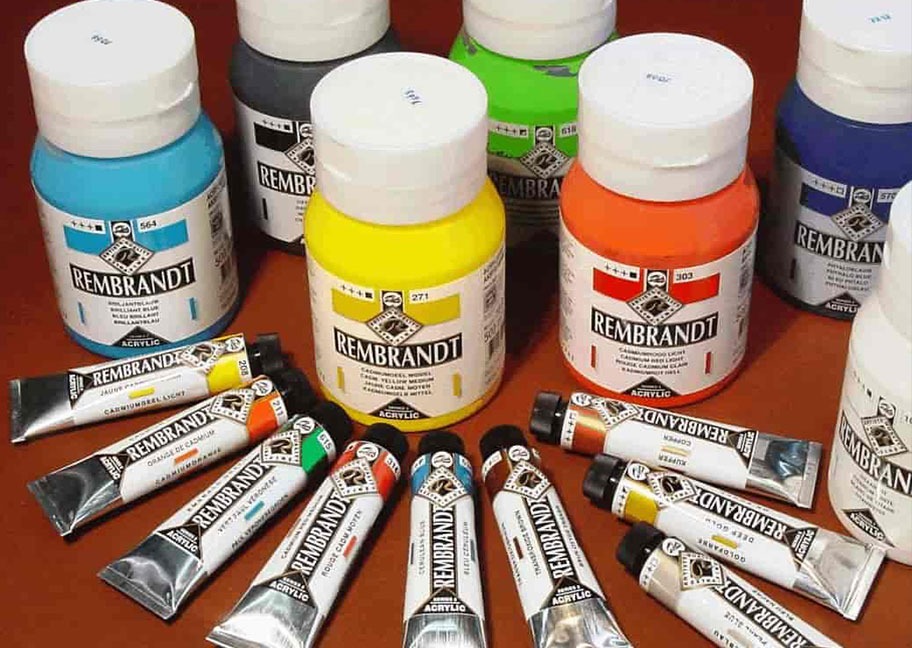 son-acrylic-co-may-dang Sơn Acrylic có mấy dạng?