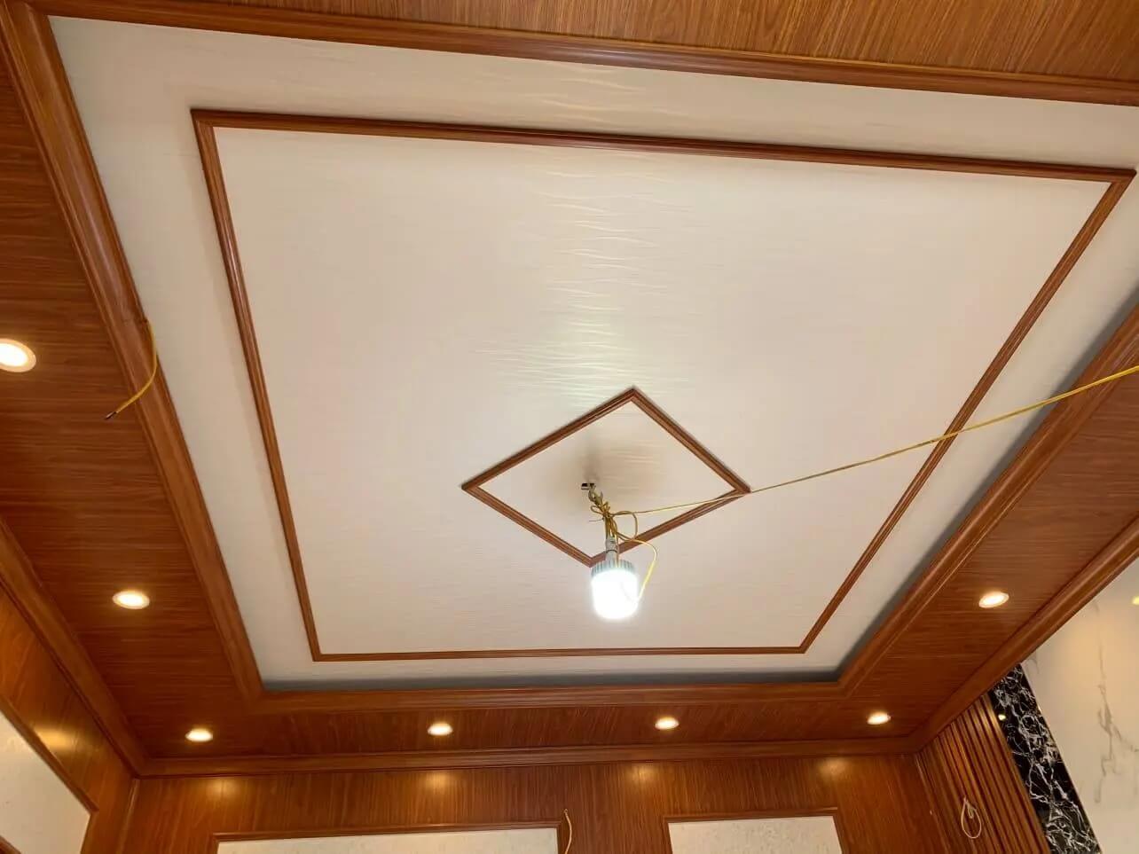 tran-nhua-giat-cap-la-gi Trần nhựa giật cấp là gì?