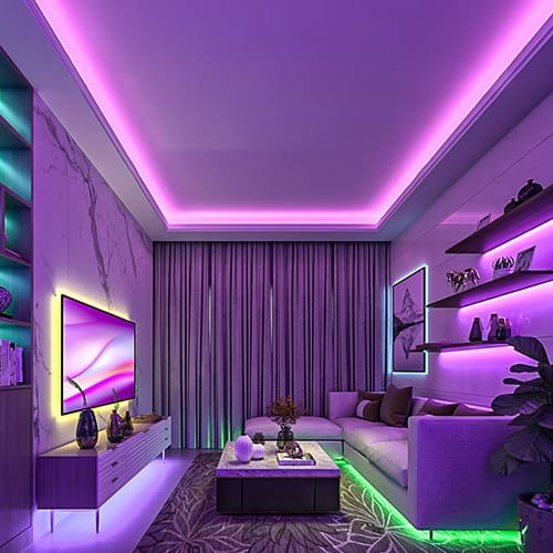 Phòng khách hiện đại với đèn LED tím, trang trí nội thất cao cấp và tivi màn hình lớn trên tường.