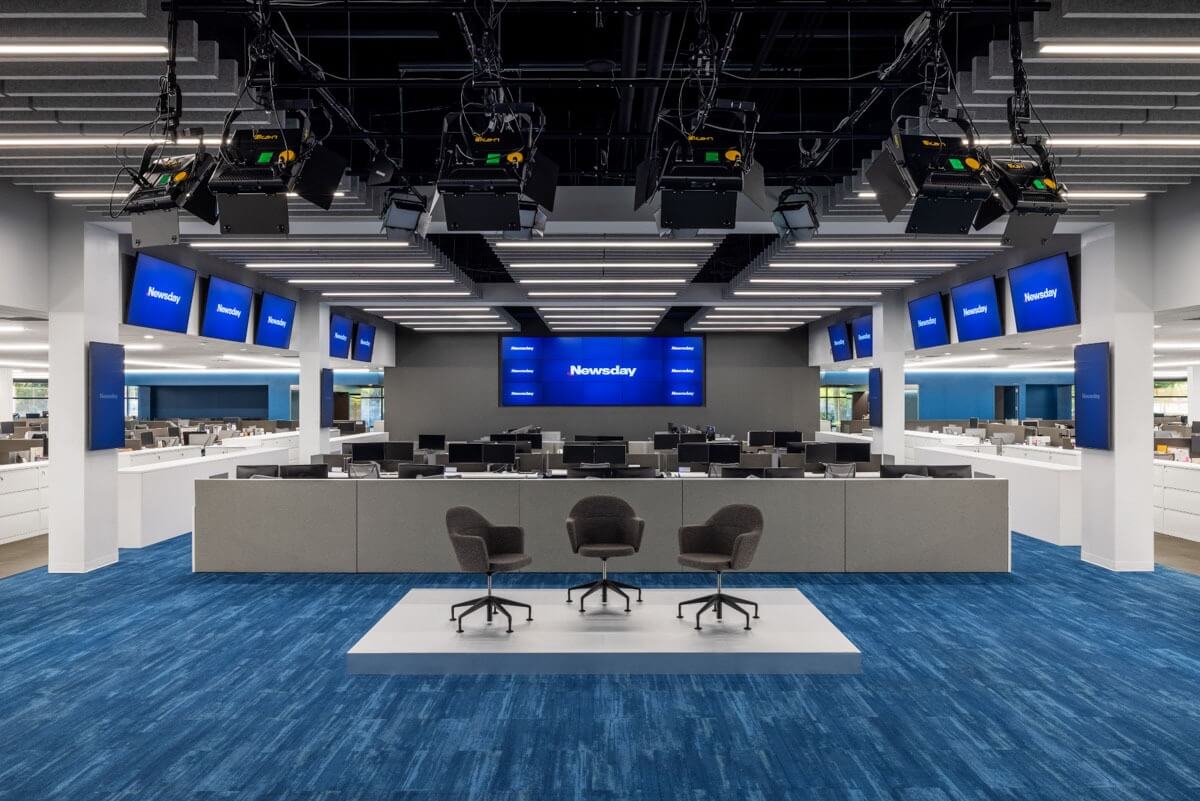 van-phong-mo-cua-cong-ty-truyen-thong Văn phòng mở của công ty truyền thông