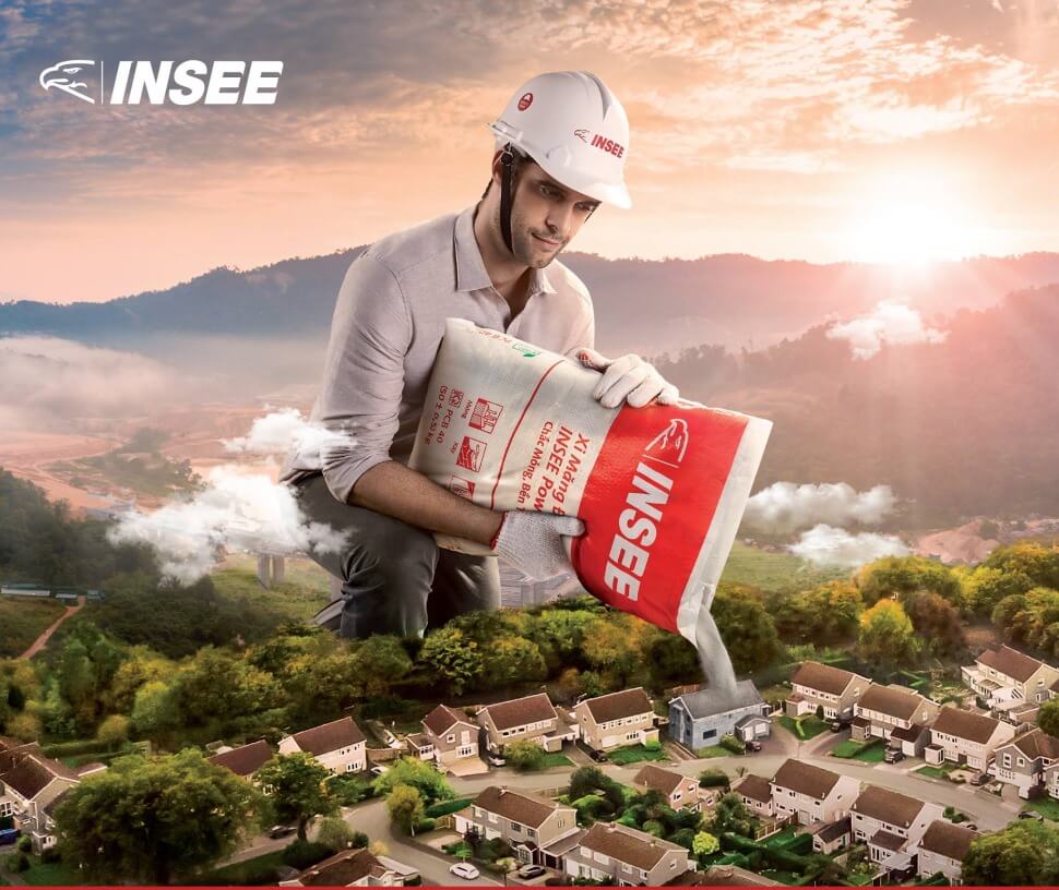 ynx3lmh86q5si4f72pv1 Người đổ bê tông INSEE xây dựng mô hình đô thị, cảnh hoàng hôn nền núi.