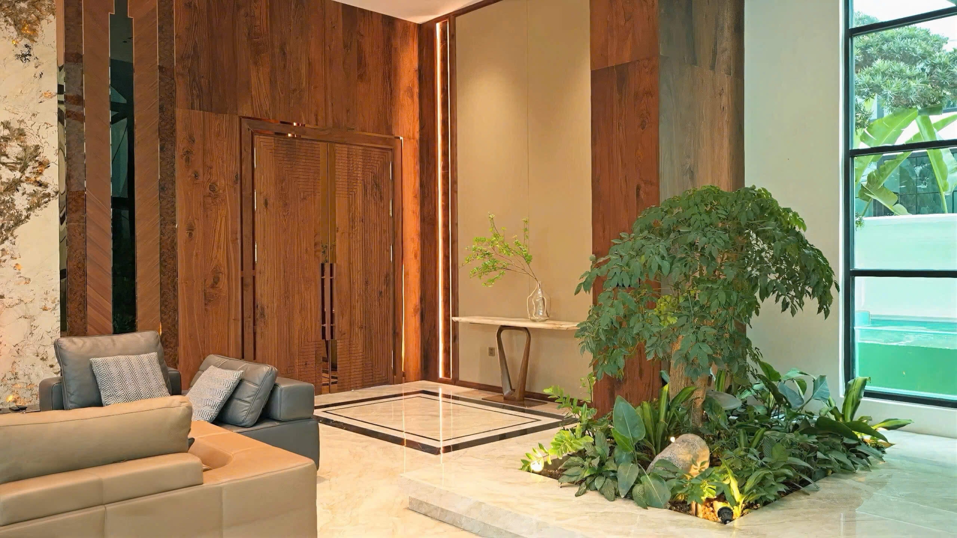 z6373565609821_79ec2191a195978659ce882aa1e6c253