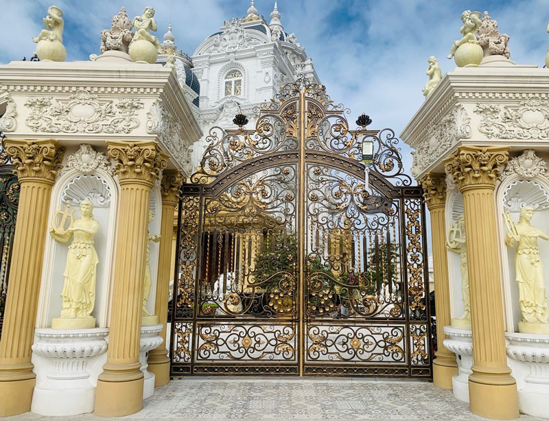 cong-nha-dep-13 Mẫu cổng nhà tân cổ điển