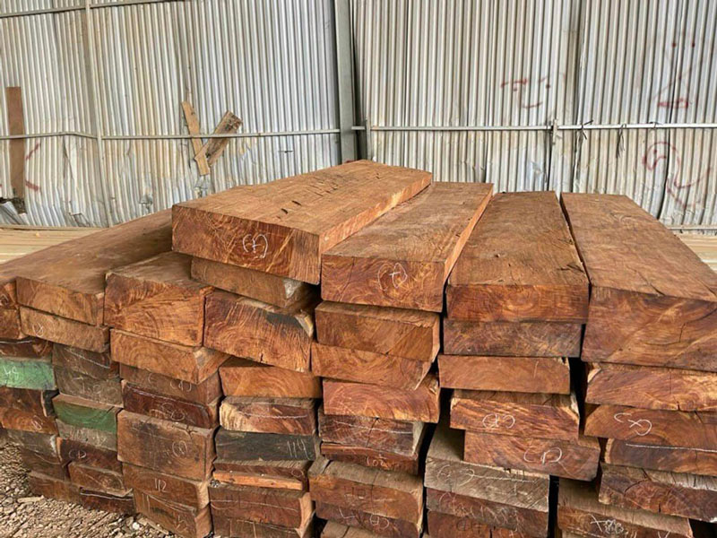 Gỗ căm xe: Ưu điểm, nhược điểm và những điều cần biết