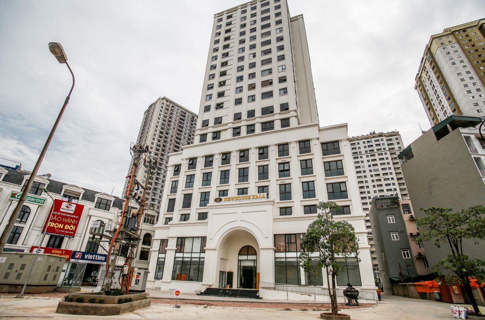 Mặt tiền chung cư Newhouse Xa La.