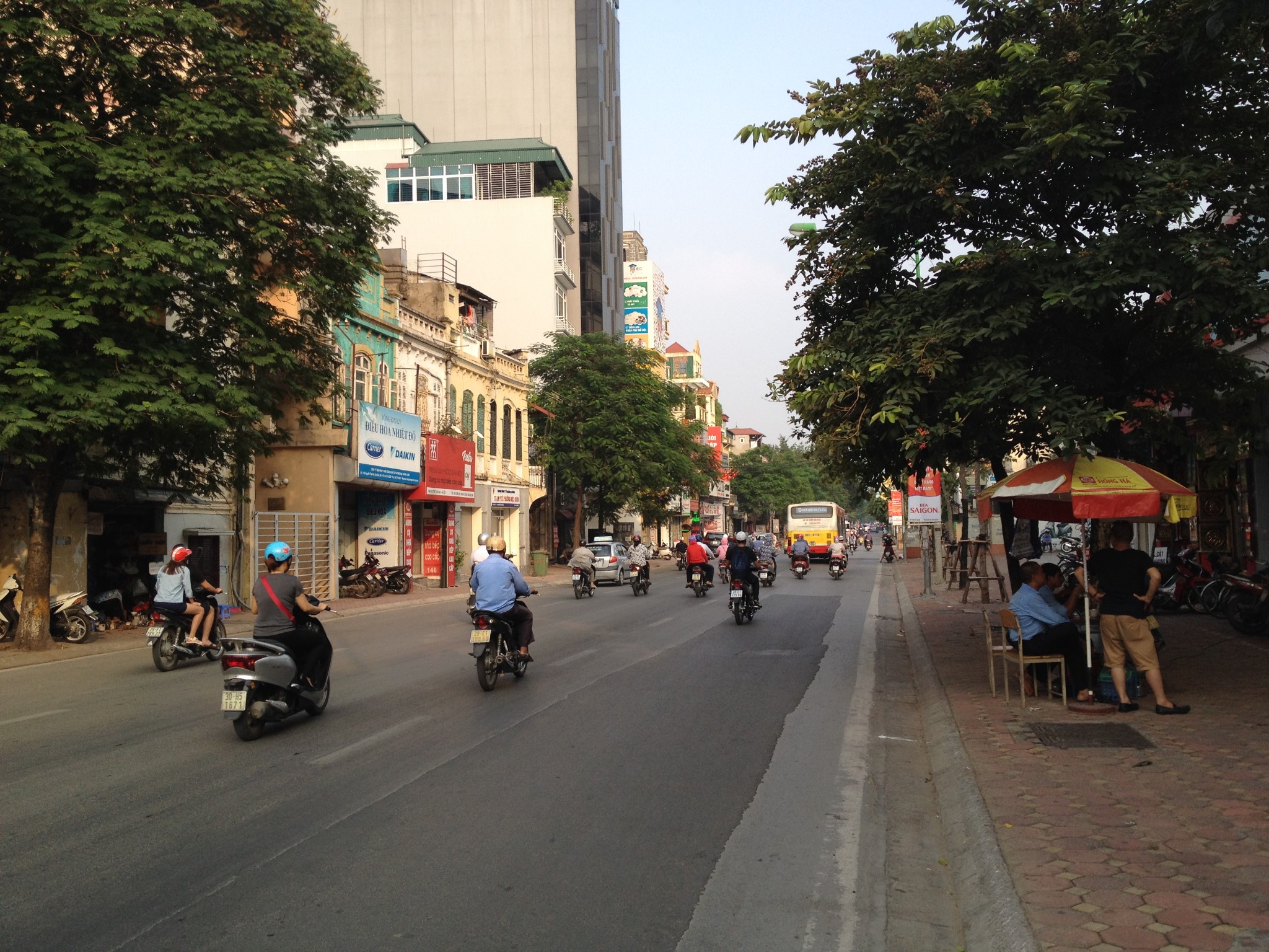 Sức hấp dẫn của nhà riêng, nhà nguyên căn trên phố Nguyễn Thái Học đối với nhà đầu tư