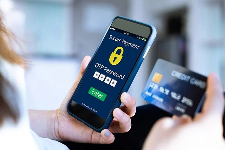 image_upload_1722587120_1 lam-sao-de-thay-doi-so-dien-thoai-nhan-ma-otp-khi-giao-dich-truc-tuyen-e-banking-sacombank-onehousing