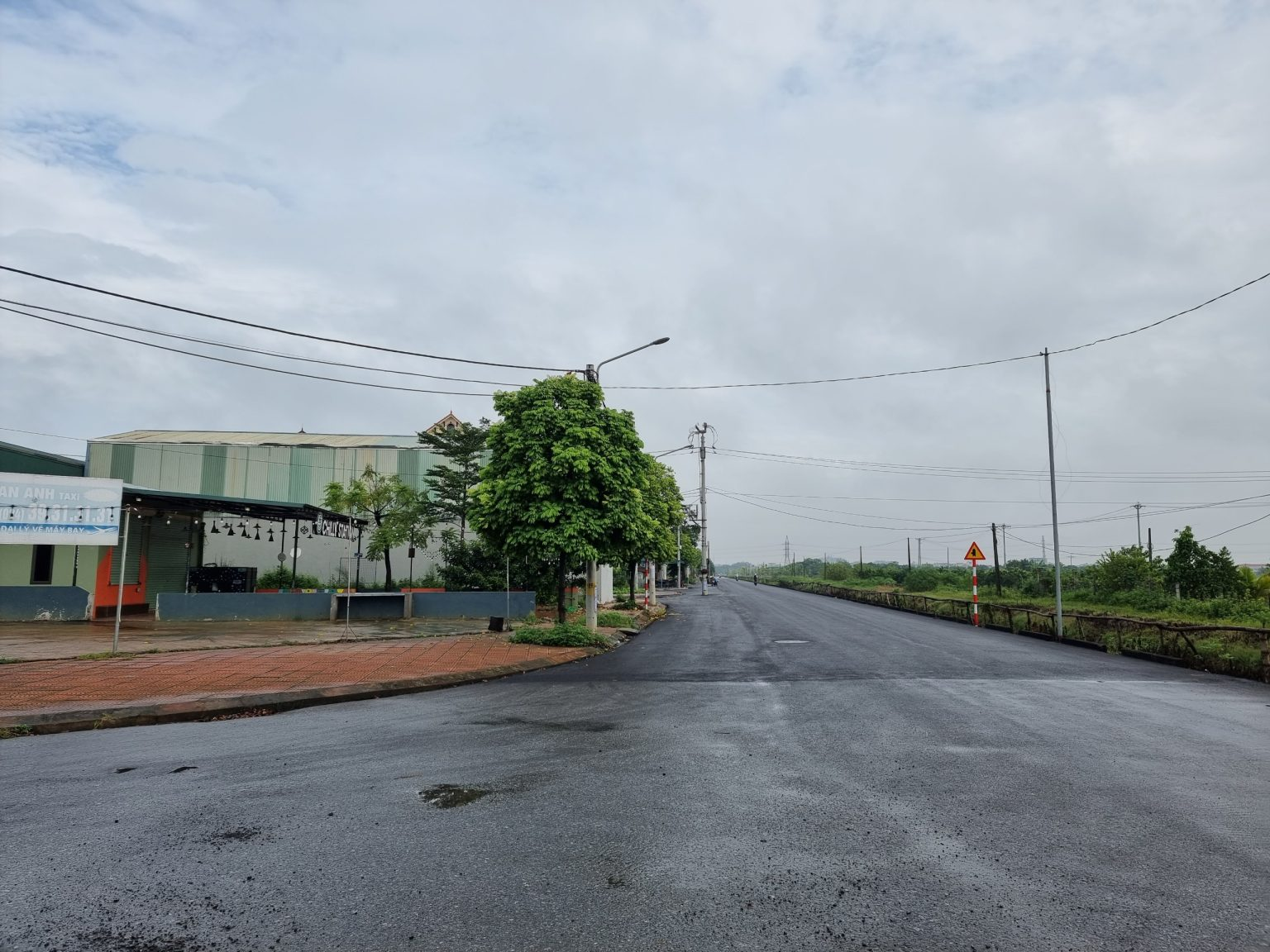 Các tuyến đường nội bộ tại xã Minh Khai đã được cải tạo, nâng cấp