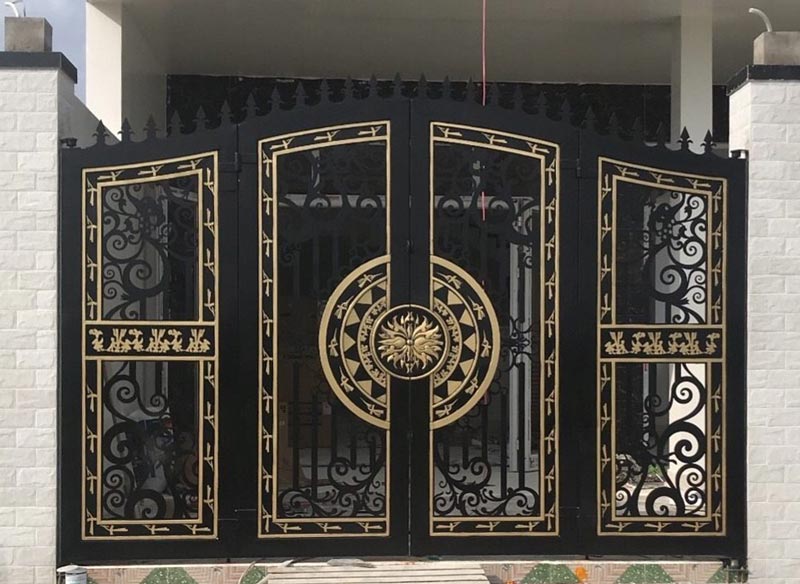 mau-cua-sat-hop-4-canh-9 Chi phí và dịch vụ lắp đặt cửa sắt hộp 4 cánh