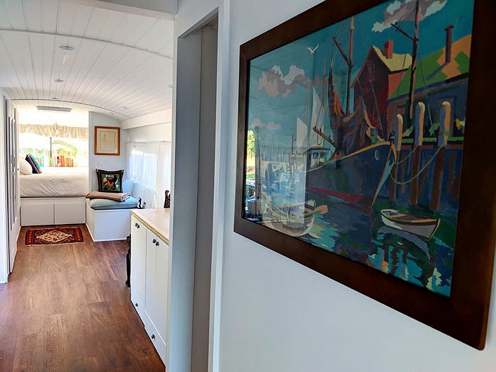 ngôi nhà trên xe buýt