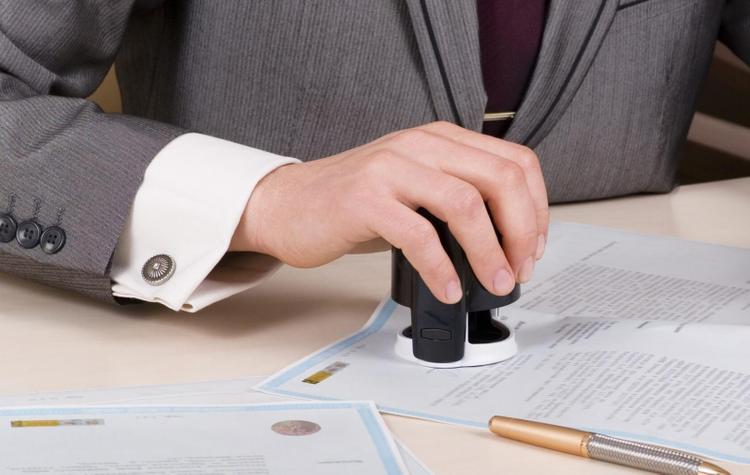 20211222162700-85ee Hợp đồng giao dịch đất đai chỉ có giá trị khi đã được công chứng