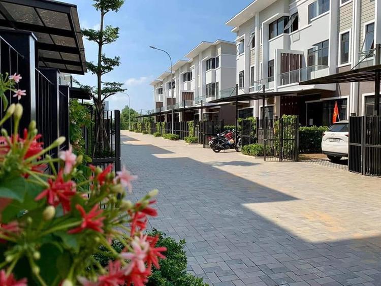 Shophouse Valora Mizuki