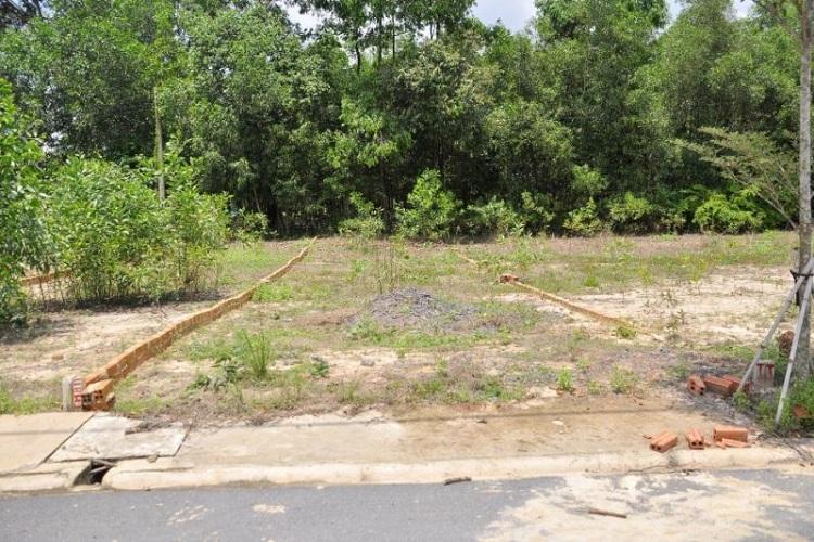 Tìm hiểu rõ lai lịch của mảnh đất giúp người mua biết được mảnh đất có phong thủy xấu hay khôn