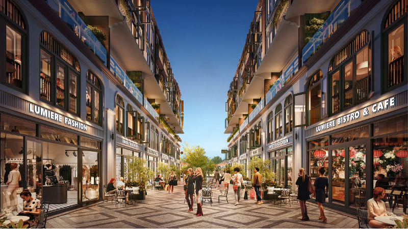 Không gian mua sắm lễ hội mở tại Menas Zone Vỹ Dạ