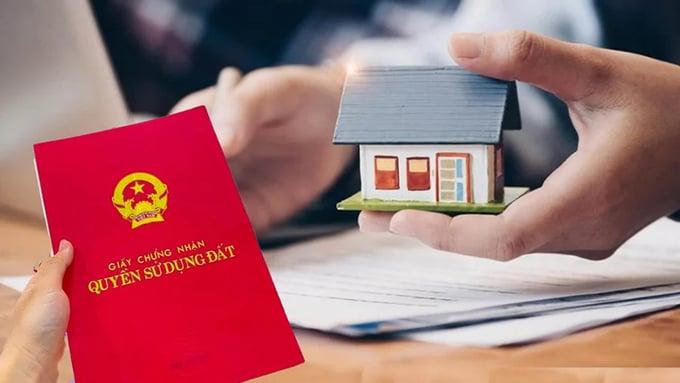 Không thể thực hiện thủ tục làm thừa kế đất cho con khi bố mẹ còn sống