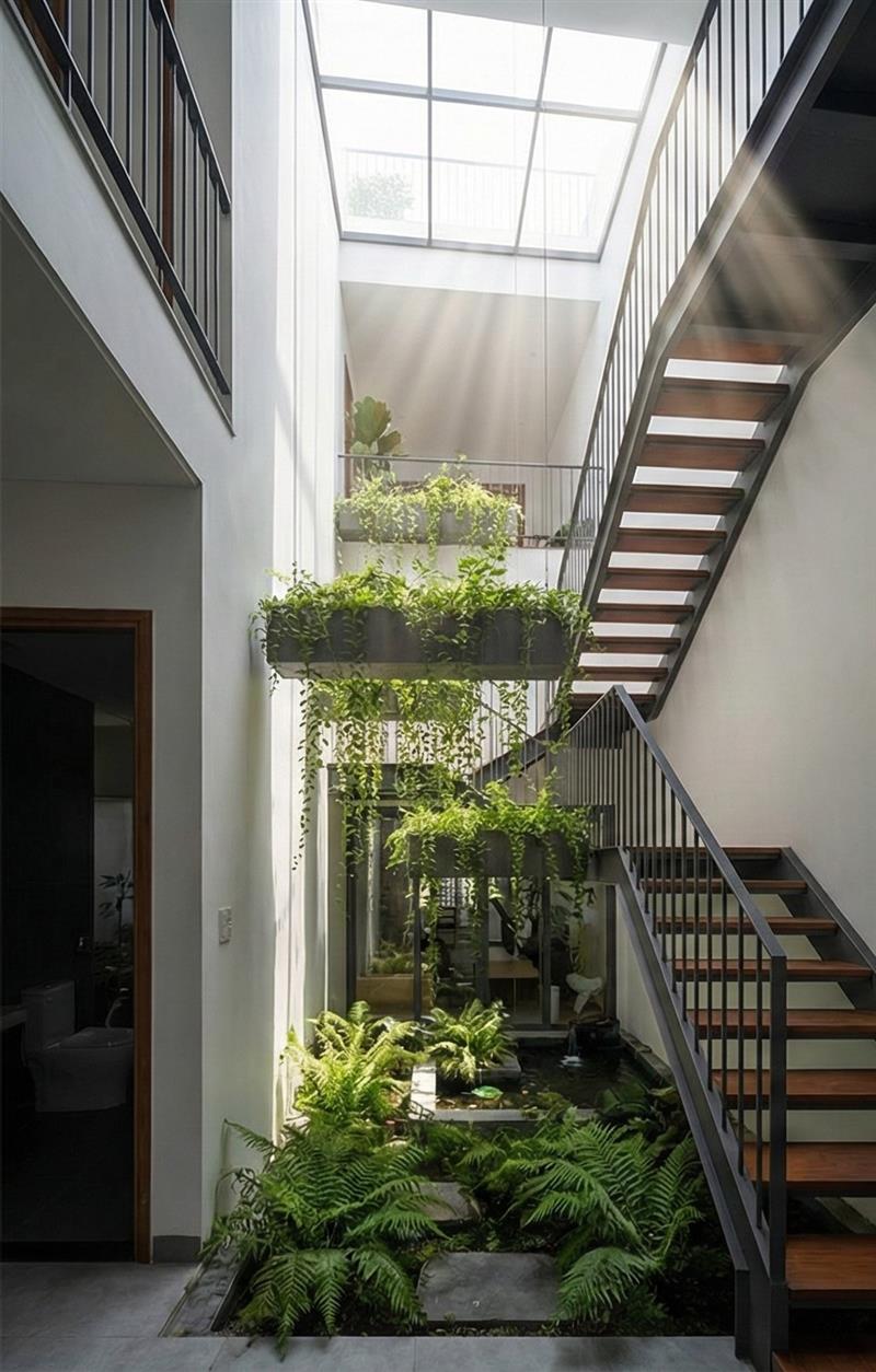 Giếng trời và khoảng thông tầng được ví như lá phổi xanh