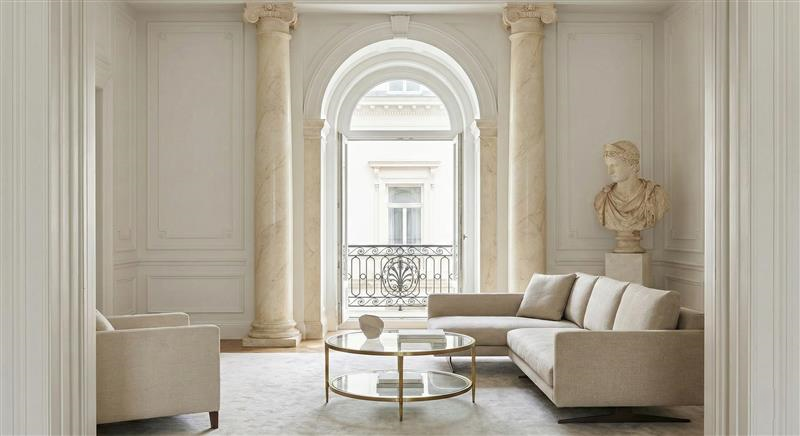 Tân cổ điển mang hơi thở của kiến trúc Hy Lạp và La Mã cổ đại vào nhịp sống hiện đại một cách đầy chuẩn mực.