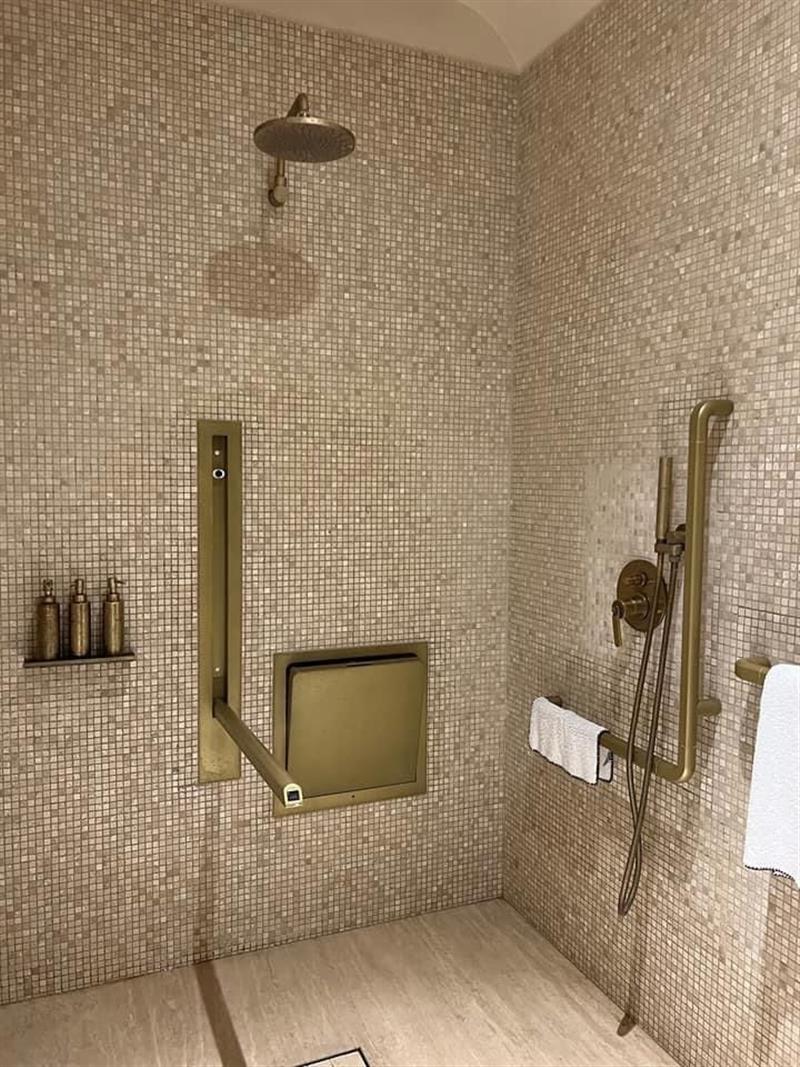 Phòng Tắm "Không Rào Cản"